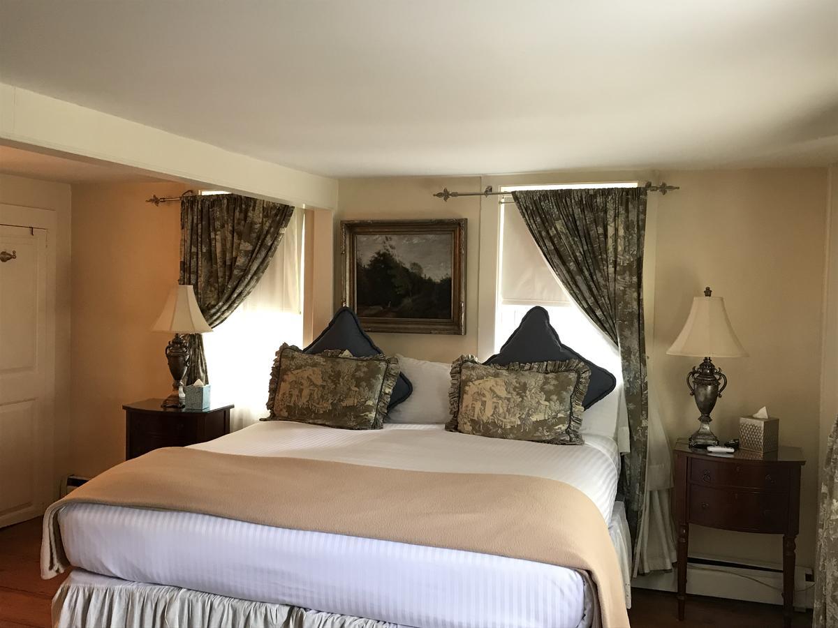 Admiral Farragut Inn Newport Exterior photo